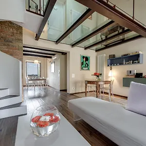 Bed and breakfast Chianti Design Infinity Pool Shared