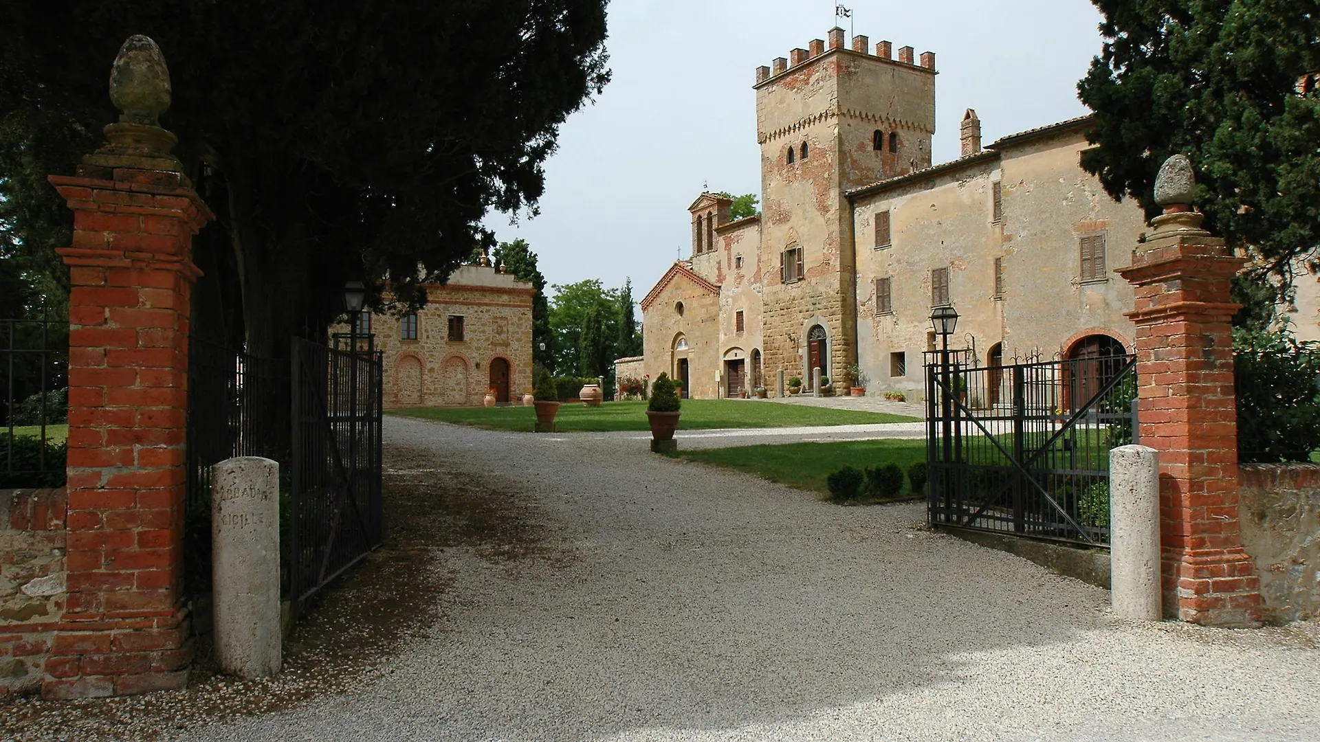**** Resort Abbadia Sicille Relais Hotel Trequanda Italië